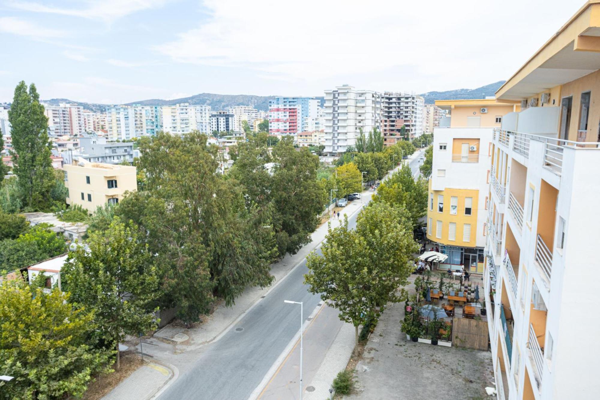 Emigres Apartments Vlorë Εξωτερικό φωτογραφία